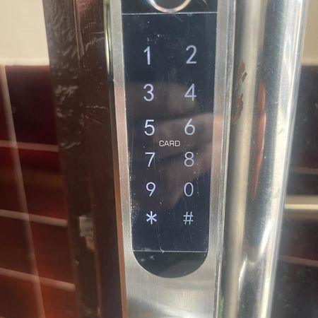 Vysoka Apartman Emf/Stp Bratislava Esterno foto