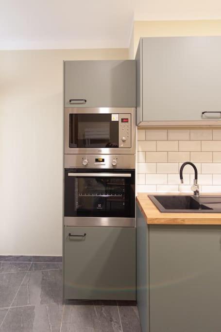 Vysoka Apartman Emf/Stp Bratislava Esterno foto